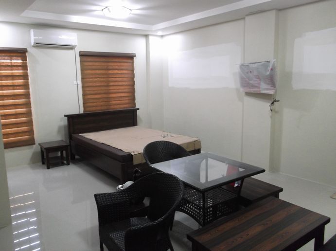 部屋は広いです