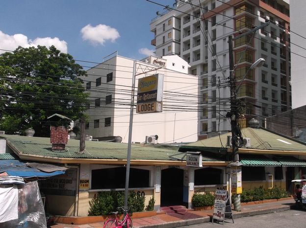 ワイルドオーキッドの玄関辺りから